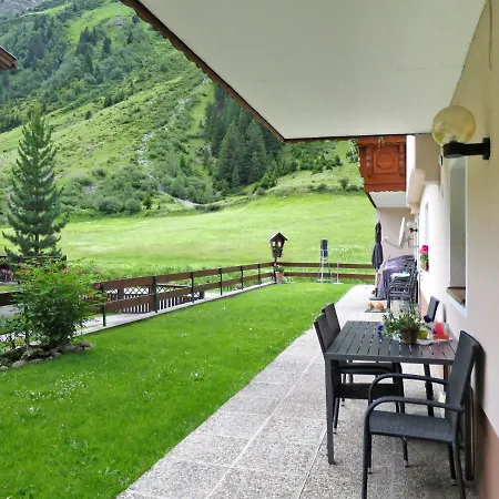 Daheim - Edelweiss - Pzt382 By Interhome Plangeross